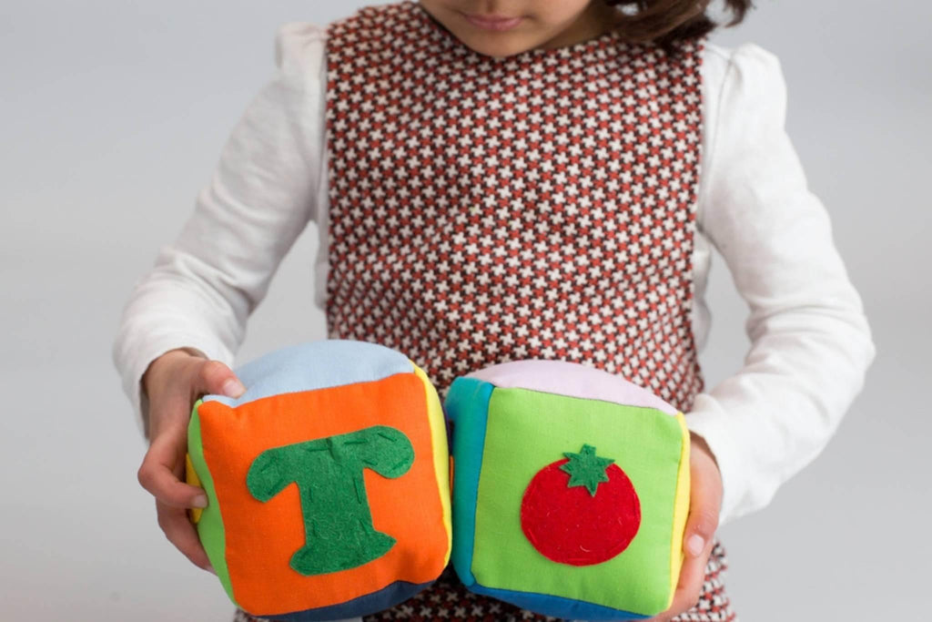 Zeki Learning featured on EcoParent: "Plastic-Free Holiday Gifts for Young Kids" - Zeki Learning